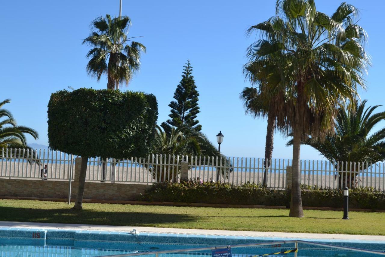 Apartamento Primera Linea Playa Roquetas de Mar